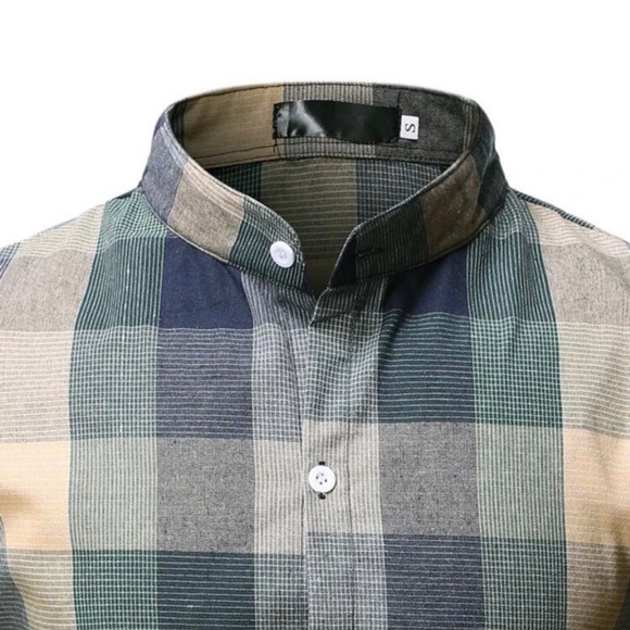 Men plaid button up shirt medium - Picture 3 of 4